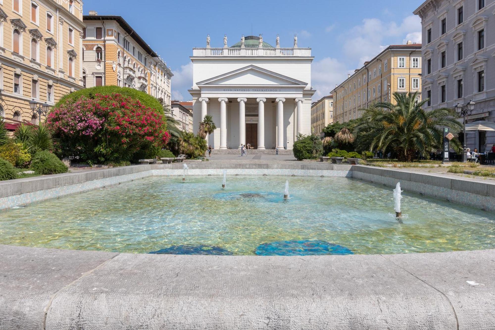 Elegante Rifugio D'Annunzio Con Parcheggio A Triest Exterior foto